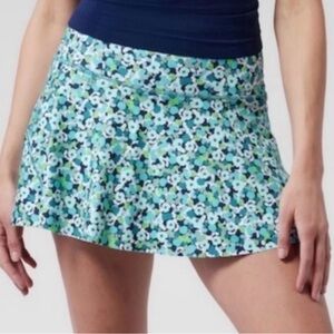 NWT Athleta Ace Printed Tennis Skort Skirt 13.5” Green Built In Shorts Picklebal